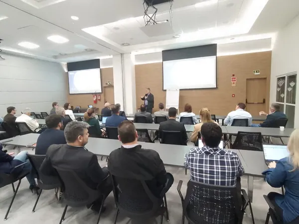 GESTÃO: Profissionais da Unimed Paraná iniciam a etapa de formação do Programa ESG+Coop