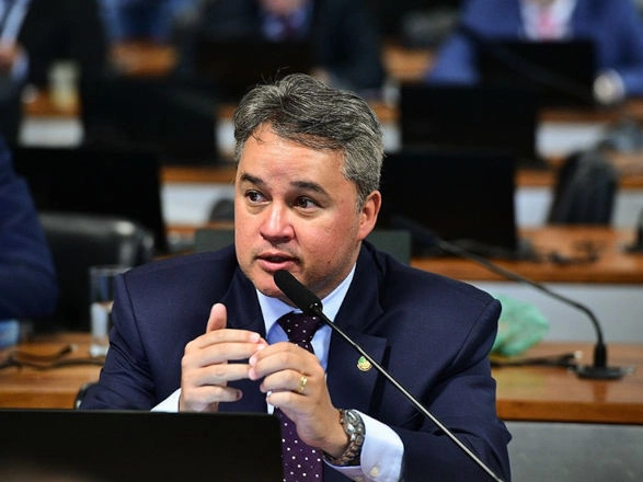 legislativo 20 02 2025