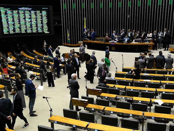 legislativo 17 03 2025
