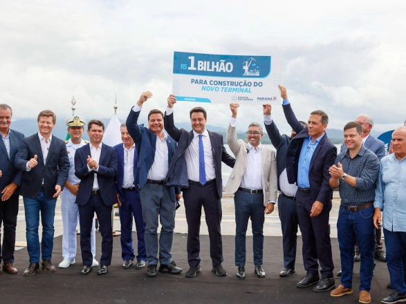 porto paranagua 18 03 2025