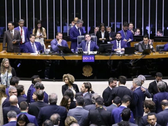 legislativo 02 10 2025