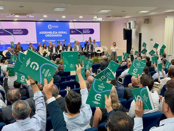 Publicados os editais de convocação das AGOs da Ocepar e Fecoopar e reunião do Conselho Administrativo do Sescoop/PR
