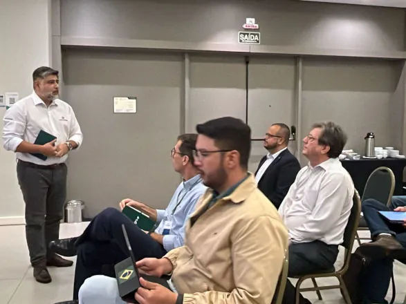 Fórum Agronômico debate certificação e alianças em pesquisa cooperativa