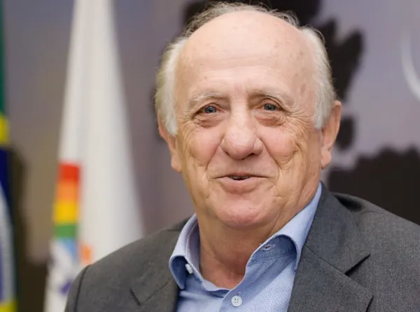 Nosso reconhecimento ao homem, ao profissional e ao grande cooperativista que foi Wilson Thiesen, afirma Meira Junior