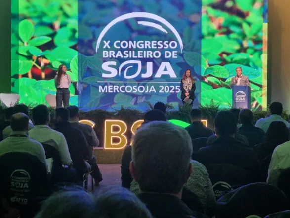 Brasil deve se preparar para futuro do comércio de soja com a China