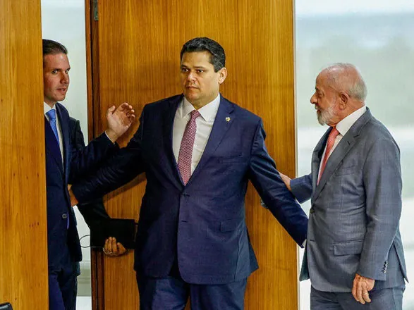 Discussões sobre IOF continuam no segundo semestre do Legislativo