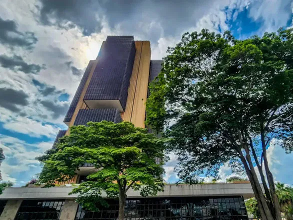 Ata do Copom indica Selic a 15% "por período bastante prolongado"