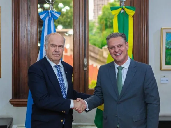 Brasil e Argentina firmam reconhecimento mútuo de regionalização para Influenza Aviária e Doença de Newcastle