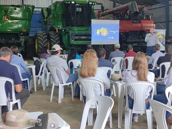 Fazenda Sustentável Frísia premia cooperados que avançaram em práticas ambientais