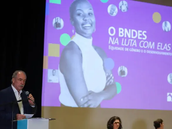 BNDES reduz taxa de juros em empréstimos para mulheres de cooperativas