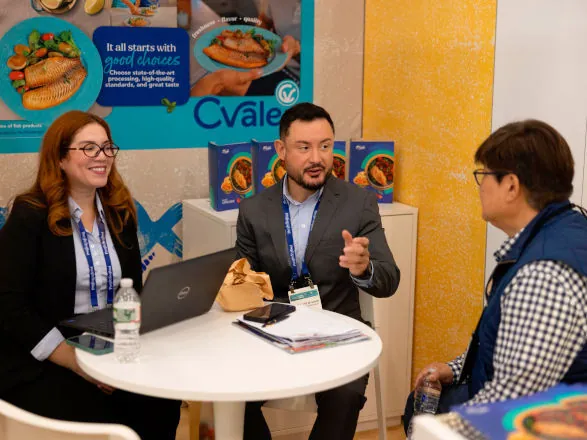 C.Vale na Seafood Expo North America