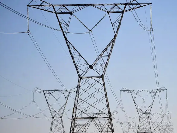 Aneel leiloa cinco lotes de linhas de transmissão de energia