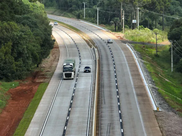 Paraná tem a 2ª maior quilometragem do Brasil em condição avaliada como ótima, mostra CNT