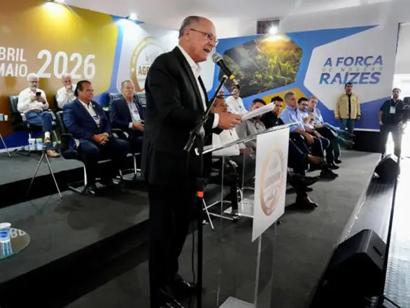Alckmin anuncia R$ 10 bilhões para modernização de máquinas agrícolas