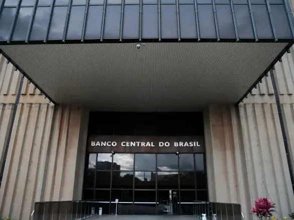 Copom decide Selic em meio a guerra e inflação acelerando