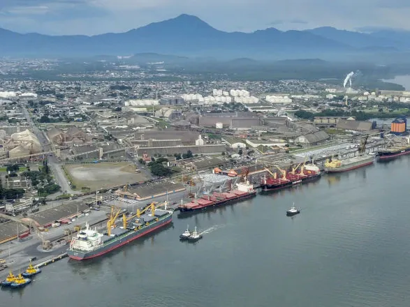 Exportações paranaenses crescem 7,7% em abril e totalizam US$ 2,2 bilhões no mês
