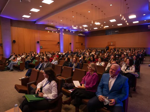 Evento corporativo sobre liderança e futuro do trabalho reúne 200 participantes em Londrina