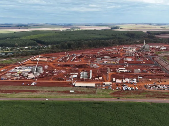 Projeto da indústria de etanol de milho da Coamo avança em ritmo acelerado e deve empregar até 2.000 pessoas no pico das obras